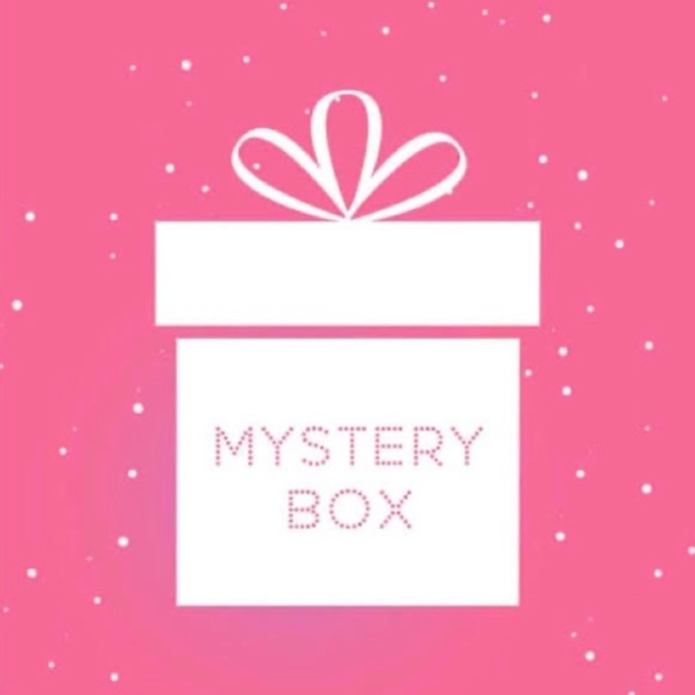 Reseller Name Brand Mystery Box - 5-10 items!